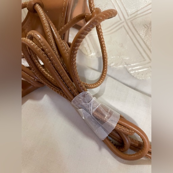 SO ME sandals - Picture 2 of 8